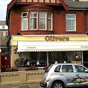 Olivers Strickley Over 35 Years Only